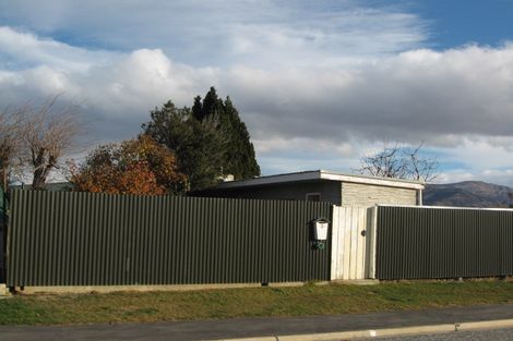 Photo of property in 104 Inniscort Street, Cromwell, 9310