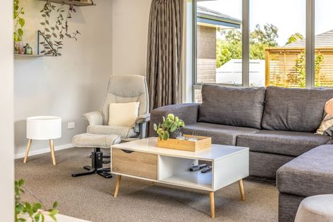 Photo of property in 5 Pearson Place, Paraparaumu, 5032