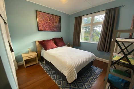 Photo of property in 387 Muritai Road, Eastbourne, Lower Hutt, 5013