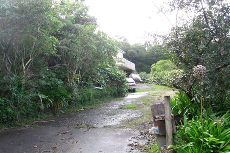 Photo of property in 12 Warner Avenue, Laingholm, Auckland, 0604
