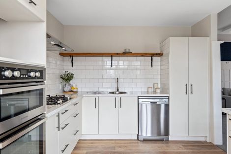 Photo of property in 1/142 Petrie Street, Richmond, Christchurch, 8013