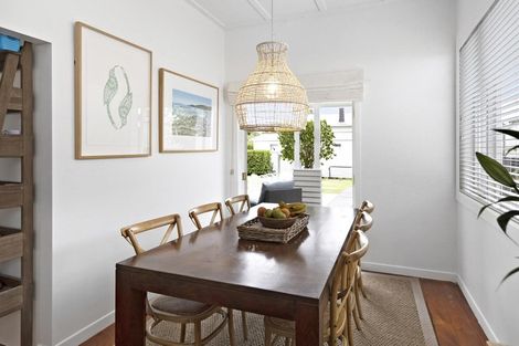 Photo of property in 88 Walker Road, Point Chevalier, Auckland, 1022