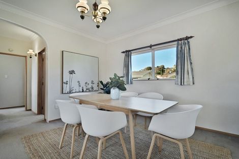 Photo of property in 14 Hunters Hill, Havelock North, 4130