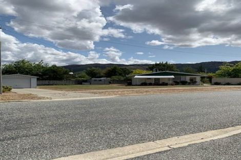 Photo of property in 23 Dunstan Street, Clyde, 9330