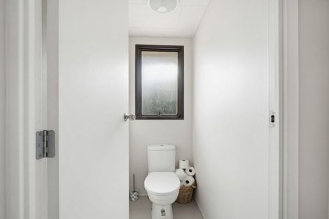 Photo of property in 2/342c Royal Road, Massey, Auckland, 0614