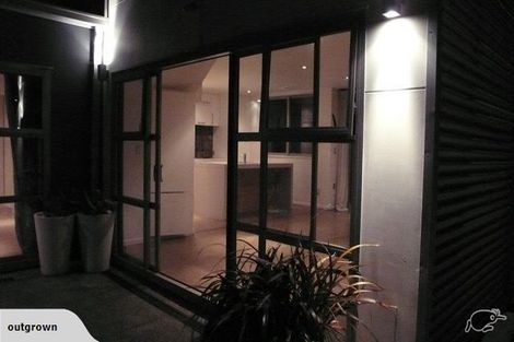 Photo of property in 5a Meola Road, Westmere, Auckland, 1022