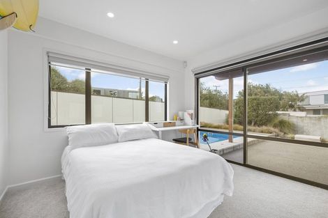 Photo of property in 1/32 Beach Road, Castor Bay, Auckland, 0620