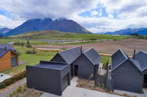 Photo of property in 12 Fife Court, Jacks Point, Queenstown, 9371