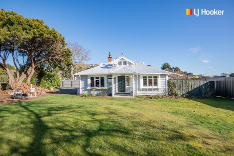 Photo of property in 2 Goodwin Street, Waihola, Milton, 9073