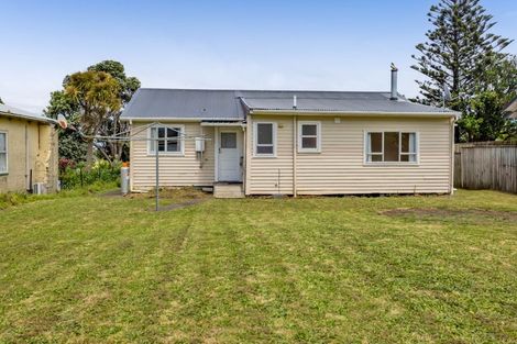Photo of property in 4 Middlesex Street, Patea, 4520