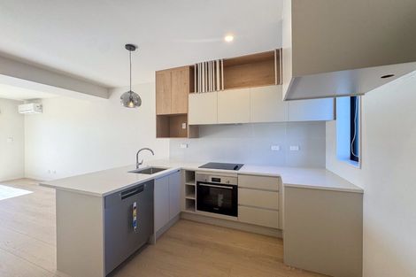 Photo of property in 340b Ormiston Road, Flat Bush, Auckland, 2019