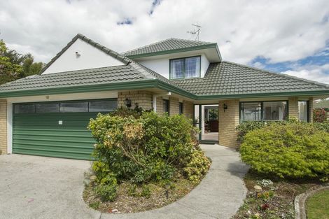 Photo of property in 14 Ridgemount Terrace, Welcome Bay, Tauranga, 3112