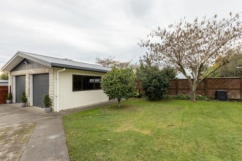 Photo of property in 23 Breadalbane Road, Havelock North, 4130