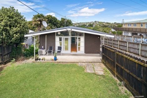 Photo of property in 1/40 Edgeworth Road, Glenfield, Auckland, 0629