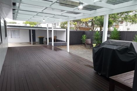 Photo of property in 4 Nearco Street, Randwick Park, Auckland, 2105