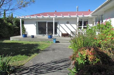 Photo of property in 37 Upper Plain Road, Masterton, 5810