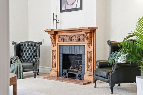 Photo of property in 80 Great North Road, Saint Johns Hill, Whanganui, 4500