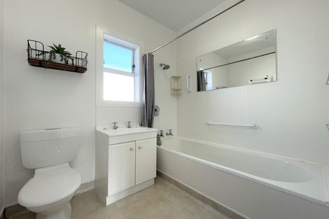 Photo of property in 61 Ross Street, Kilbirnie, Wellington, 6022