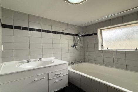 Photo of property in 21 Tiroiti Grove, Stokes Valley, Lower Hutt, 5019