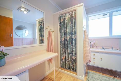 Photo of property in 68 Coopers Road, Dallington, Christchurch, 8061