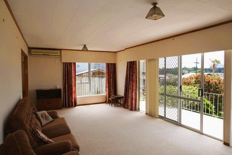 Photo of property in 12 Seaview Road, Ruakaka, 0116
