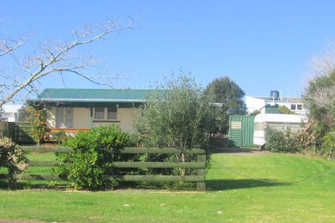 Photo of property in 6 Parkland Place, Whitianga, 3510