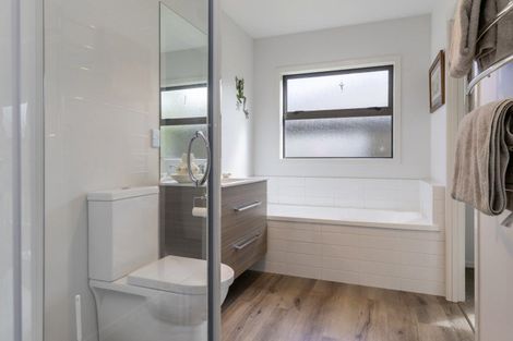 Photo of property in 22 Victoria Street, Richmond Heights, Taupo, 3330