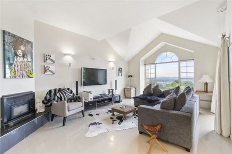 Photo of property in 54 Pinetone Road, Kumeu, 0892