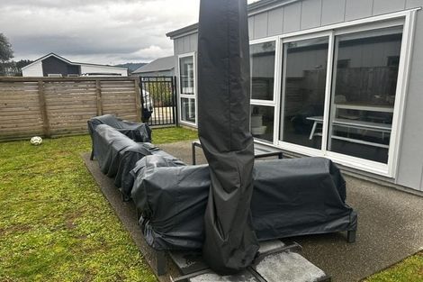 Photo of property in 7 Koru Loop, Paraparaumu, 5032