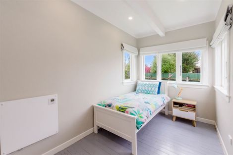 Photo of property in 13 Rauparaha Street, Waikanae Beach, Waikanae, 5036