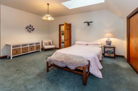 Photo of property in 33 O'connor Place, Burnside, Christchurch, 8053