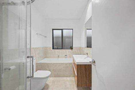 Photo of property in 113 Tiriwa Drive, Massey, Auckland, 0614