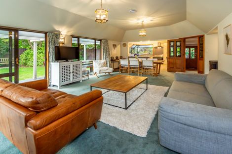 Photo of property in 33 O'connor Place, Burnside, Christchurch, 8053