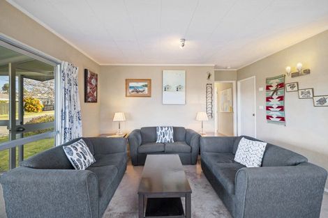 Photo of property in 11a Kinder Street, Acacia Bay, Taupo, 3330