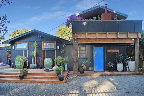 Photo of property in 2 The Avenue, Otaki Beach, Otaki, 5512