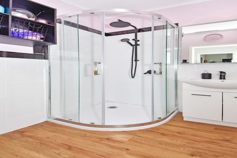 Photo of property in 72a Settlement Road, Papakura, 2110