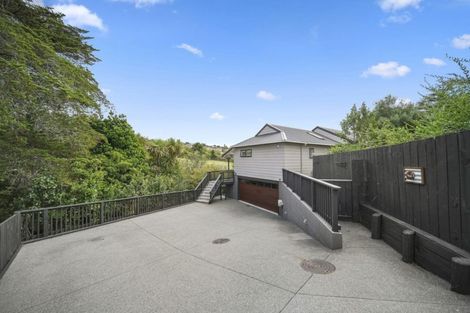 Photo of property in 29 Woodview Rise, Botany Downs, Auckland, 2010