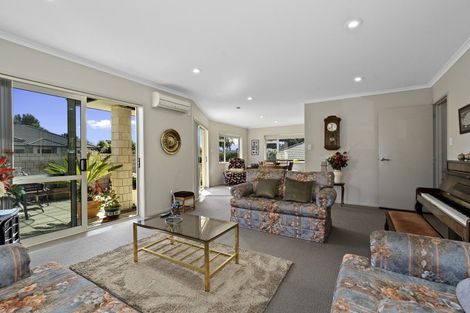 Photo of property in 52 Raukawa Drive, Bethlehem, Tauranga, 3110