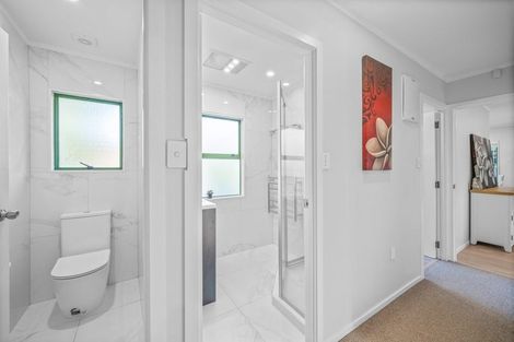 Photo of property in 468a Great South Road, Opaheke, Papakura, 2113