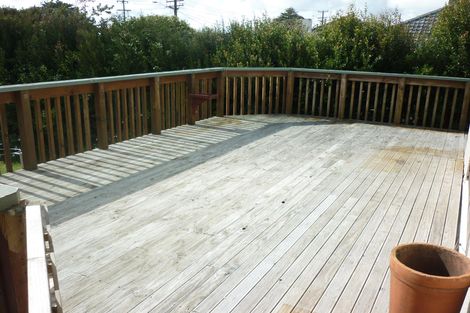 Photo of property in 186 Waimumu Road, Massey, Auckland, 0614