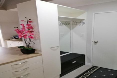 Photo of property in 76 Ferndown Avenue, Papatoetoe, Auckland, 2025