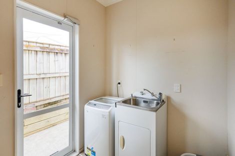 Photo of property in 10 Galea Grove, Kelvin Grove, Palmerston North, 4414