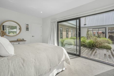 Photo of property in 5 Matai Grove, Greytown, 5712