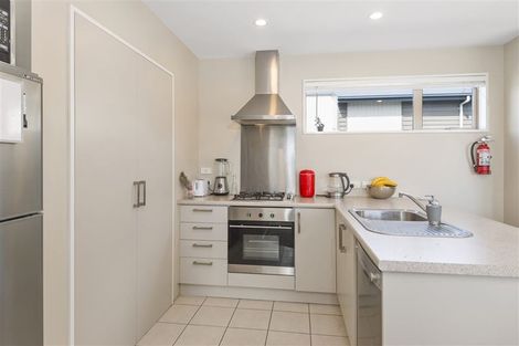 Photo of property in 9/9 Cameron Street, Sydenham, Christchurch, 8023