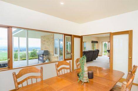 Photo of property in 333 Ngahere Park Road, Turitea, Palmerston North, 4472