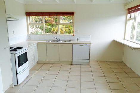 Photo of property in 1/78 Seaview Road, Castor Bay, Auckland, 0620