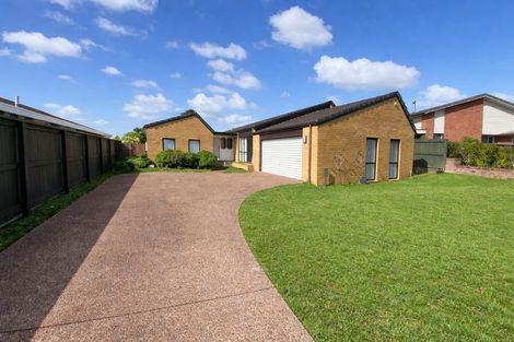 Photo of property in 12 Freelance Terrace, Pahurehure, Papakura, 2113