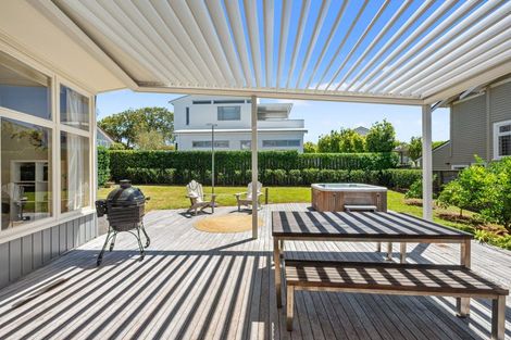 Photo of property in 6a Hauraki Road, Hauraki, Auckland, 0622