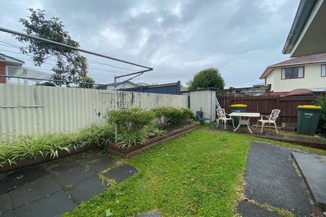 Photo of property in 2/7 Gardner Avenue, New Lynn, Auckland, 0600