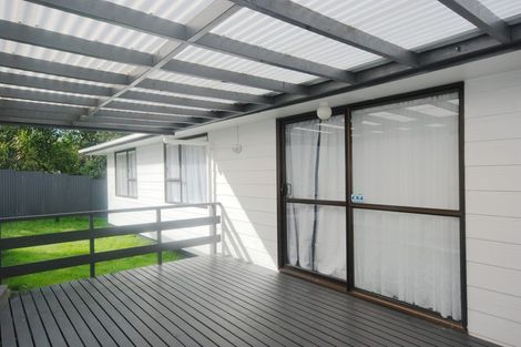 Photo of property in 2/15 Tyburnia Avenue, Mount Albert, Auckland, 1025